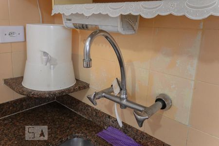 Apartamento à venda com 81m², 2 quartos e 1 vagaCozinha torneira