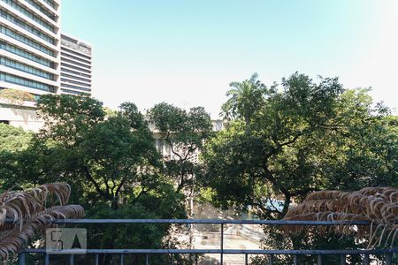 Apartamento à venda com 81m², 2 quartos e 1 vagaVaranda suíte