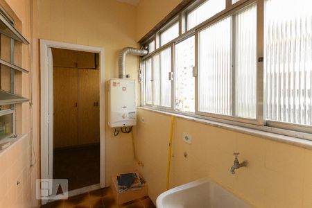 Apartamento à venda com 81m², 2 quartos e 1 vagaÁrea de serviço