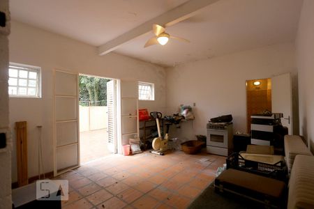 Casa à venda com 350m², 3 quartos e 4 vagas Casa à venda com 350m², 3 quartos e 4 vagasEdiculas 1