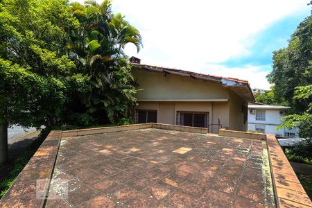 Casa à venda com 350m², 3 quartos e 4 vagas Casa à venda com 350m², 3 quartos e 4 vagasLaje  Da Garagem