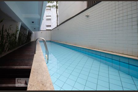 Apartamento à venda com 95m², 2 quartos e 1 vaga Apartamento à venda com 95m², 2 quartos e 1 vagaPiscina