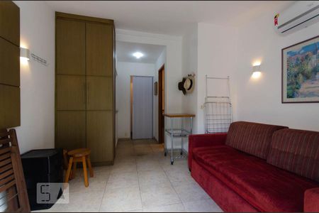 Apartamento à venda com 95m², 2 quartos e 1 vaga Apartamento à venda com 95m², 2 quartos e 1 vagaSuite