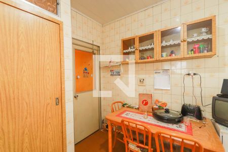 Casa à venda com 600m², 5 quartos e 2 vagasCasa 2 -  Cozinha