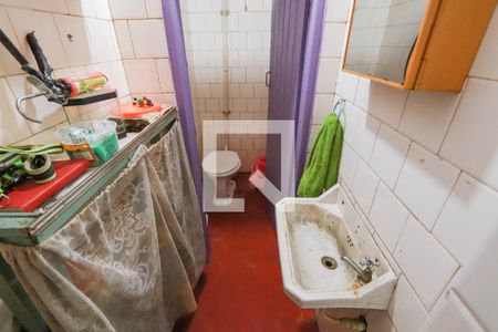 Casa à venda com 600m², 5 quartos e 2 vagasCasa 2 - Banheiro Garagem