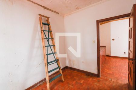 Casa à venda com 600m², 5 quartos e 2 vagasCasa 1 - Quarto 1