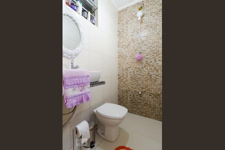 Casa à venda com 112m², 2 quartos e 1 vaga Casa à venda com 112m², 2 quartos e 1 vagaBanheiro da Suíte