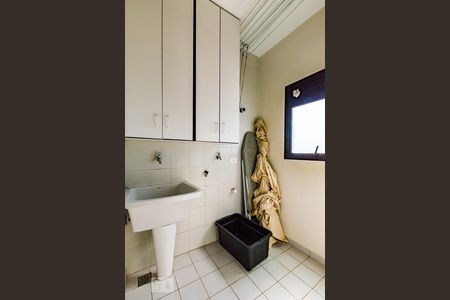 Apartamento à venda com 70m², 1 quarto e 1 vaga Apartamento à venda com 70m², 1 quarto e 1 vagaÁrea de Serviço