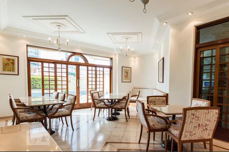 Apartamento à venda com 70m², 1 quarto e 1 vaga Apartamento à venda com 70m², 1 quarto e 1 vagaÁrea Comum - Salão de Festa