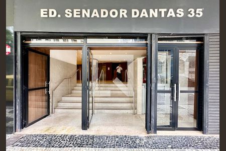 Apartamento à venda com 35m², 1 quarto e sem vaga Apartamento à venda com 35m², 1 quarto e sem vagaPortaria