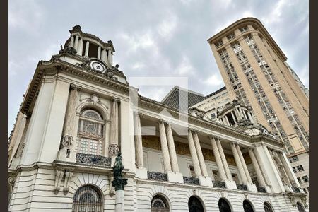 Apartamento à venda com 35m², 1 quarto e sem vaga Apartamento à venda com 35m², 1 quarto e sem vagaRegião