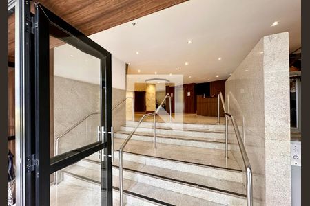 Apartamento à venda com 35m², 1 quarto e sem vaga Apartamento à venda com 35m², 1 quarto e sem vagaPortaria