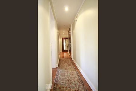 Apartamento à venda com 256m², 4 quartos e 5 vagasCorredor