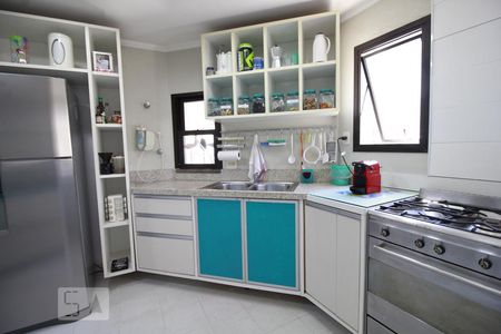 Apartamento à venda com 256m², 4 quartos e 5 vagasCozinha