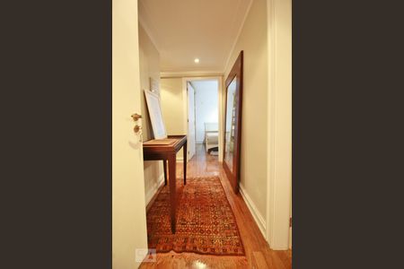 Apartamento à venda com 256m², 4 quartos e 5 vagasCorredor