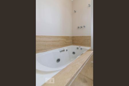 Banheira de apartamento para alugar com 3 quartos, 169m² em Jardim, Santo André