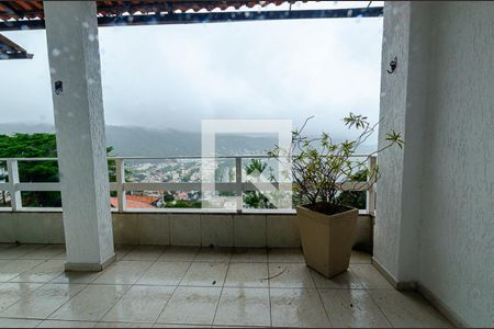 Casa à venda com 480m², 5 quartos e 2 vagas Casa à venda com 480m², 5 quartos e 2 vagasSuite 2