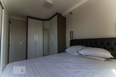 Quarto 2 de apartamento para alugar com 2 quartos, 52m² em Vila Eldízia, Santo André