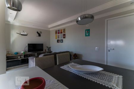 Sala de apartamento para alugar com 2 quartos, 52m² em Vila Eldízia, Santo André