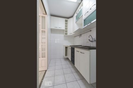 Apartamento à venda com 65m², 2 quartos e 2 vagasCozinha