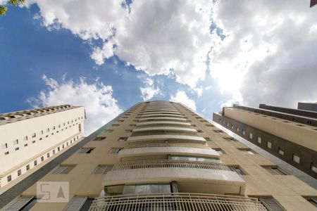 Apartamento à venda com 65m², 2 quartos e 2 vagasFachada