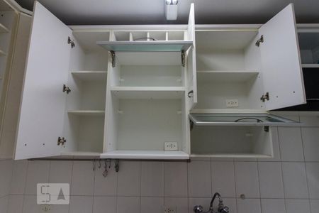 Apartamento à venda com 65m², 2 quartos e 2 vagasArmários da Cozinha