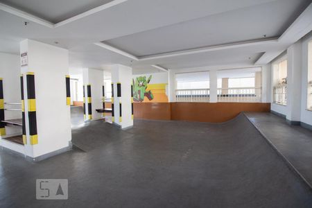 Apartamento à venda com 65m², 2 quartos e 1 vaga Apartamento à venda com 65m², 2 quartos e 1 vagaPista de skate