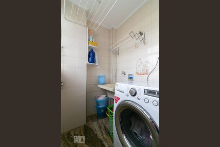 Apartamento à venda com 130m², 3 quartos e 2 vagas Apartamento à venda com 130m², 3 quartos e 2 vagasÁrea de serviço