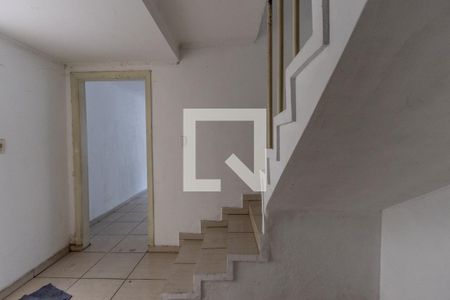 Hall da escada de casa para alugar com 4 quartos, 120m² em Vila Leopoldina, São Paulo