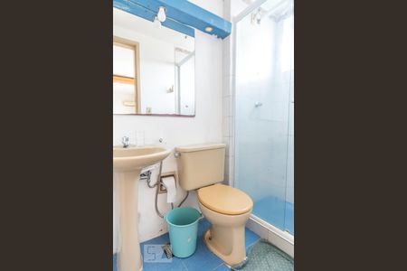 Banheiro de kitnet/studio à venda com 1 quarto, 30m² em Tristeza, Porto Alegre