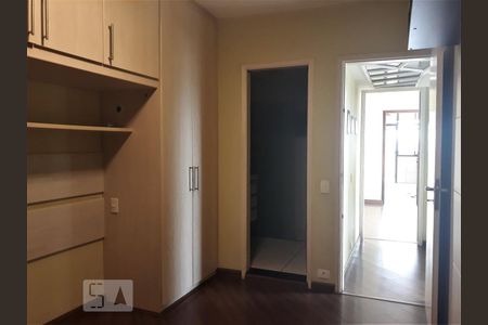 Apartamento à venda com 90m², 2 quartos e 2 vagas Apartamento à venda com 90m², 2 quartos e 2 vagasSuíte