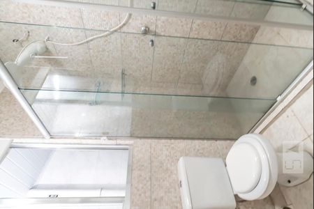 Banheiro de apartamento para alugar com 3 quartos, 100m² em Petrópolis, Porto Alegre