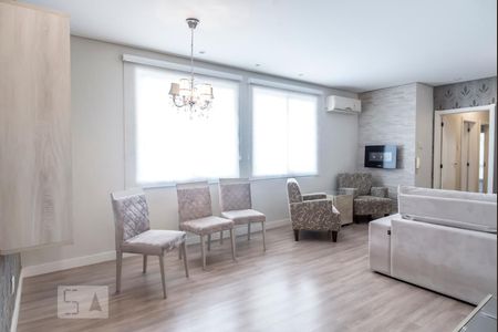 Sala de apartamento para alugar com 3 quartos, 100m² em Petrópolis, Porto Alegre