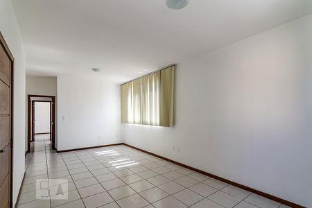 Sala de apartamento para alugar com 3 quartos, 98m² em Sagrada Família, Belo Horizonte