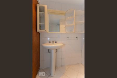 Banheiro de apartamento à venda com 2 quartos, 70m² em Maracanã, Rio de Janeiro