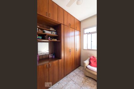 Apartamento à venda com 95m², 3 quartos e 2 vagasQuarto