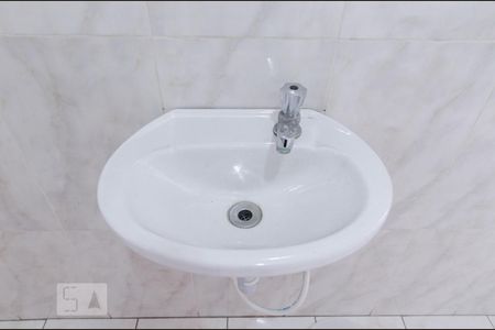 Casa à venda com 150m², 3 quartos e 2 vagas Casa à venda com 150m², 3 quartos e 2 vagasBanheiro da Suíte 3