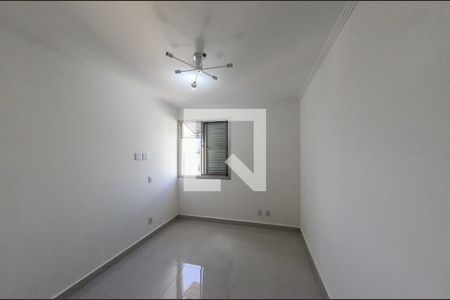 Apartamento à venda com 152m², 4 quartos e 2 vagas Apartamento à venda com 152m², 4 quartos e 2 vagasQuarto 2