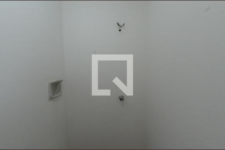 Apartamento à venda com 152m², 4 quartos e 2 vagas Apartamento à venda com 152m², 4 quartos e 2 vagasBanheiro de Serviço