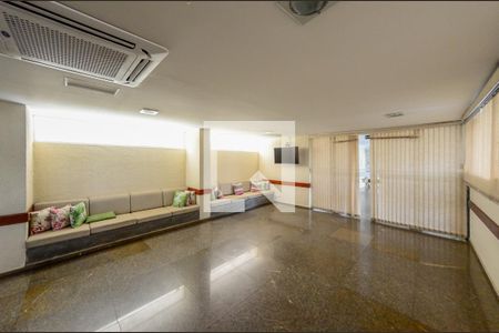 Apartamento à venda com 152m², 4 quartos e 2 vagas Apartamento à venda com 152m², 4 quartos e 2 vagasÁrea comum - Salão de festas