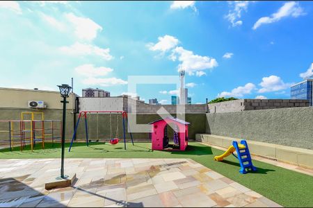 Apartamento à venda com 152m², 4 quartos e 2 vagas Apartamento à venda com 152m², 4 quartos e 2 vagasÁrea Comum - Playground