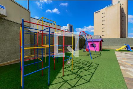 Apartamento à venda com 152m², 4 quartos e 2 vagas Apartamento à venda com 152m², 4 quartos e 2 vagasÁrea Comum - Playground