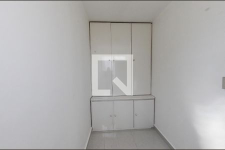 Apartamento à venda com 152m², 4 quartos e 2 vagas Apartamento à venda com 152m², 4 quartos e 2 vagasQuarto de Serviço