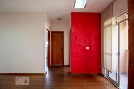 Sala de apartamento para alugar com 2 quartos, 55m² em Caiçaras, Belo Horizonte