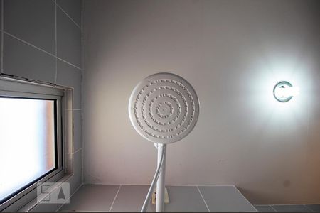 Banheiro de apartamento para alugar com 2 quartos, 55m² em Caiçaras, Belo Horizonte