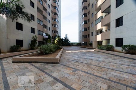 Apartamento à venda com 70m², 3 quartos e 1 vagaÁrea externa