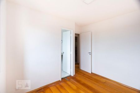 Apartamento à venda com 70m², 3 quartos e 1 vagaQuarto 2 (suíte)