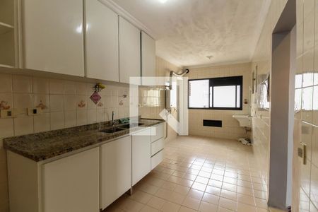 Apartamento para alugar com 114m², 3 quartos e 2 vagas Apartamento para alugar com 114m², 3 quartos e 2 vagasCozinha/Área de Serviço