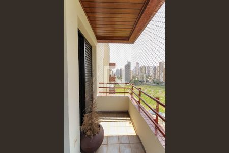 Apartamento para alugar com 114m², 3 quartos e 2 vagas Apartamento para alugar com 114m², 3 quartos e 2 vagasVaranda Quarto 2