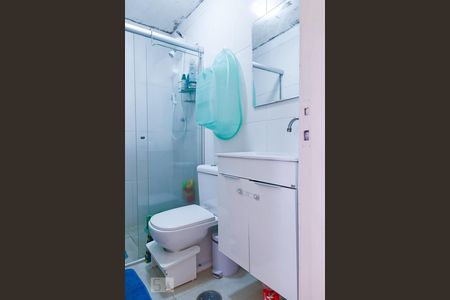 Banheiro de apartamento para alugar com 1 quarto, 33m² em Santa Cecília, São Paulo